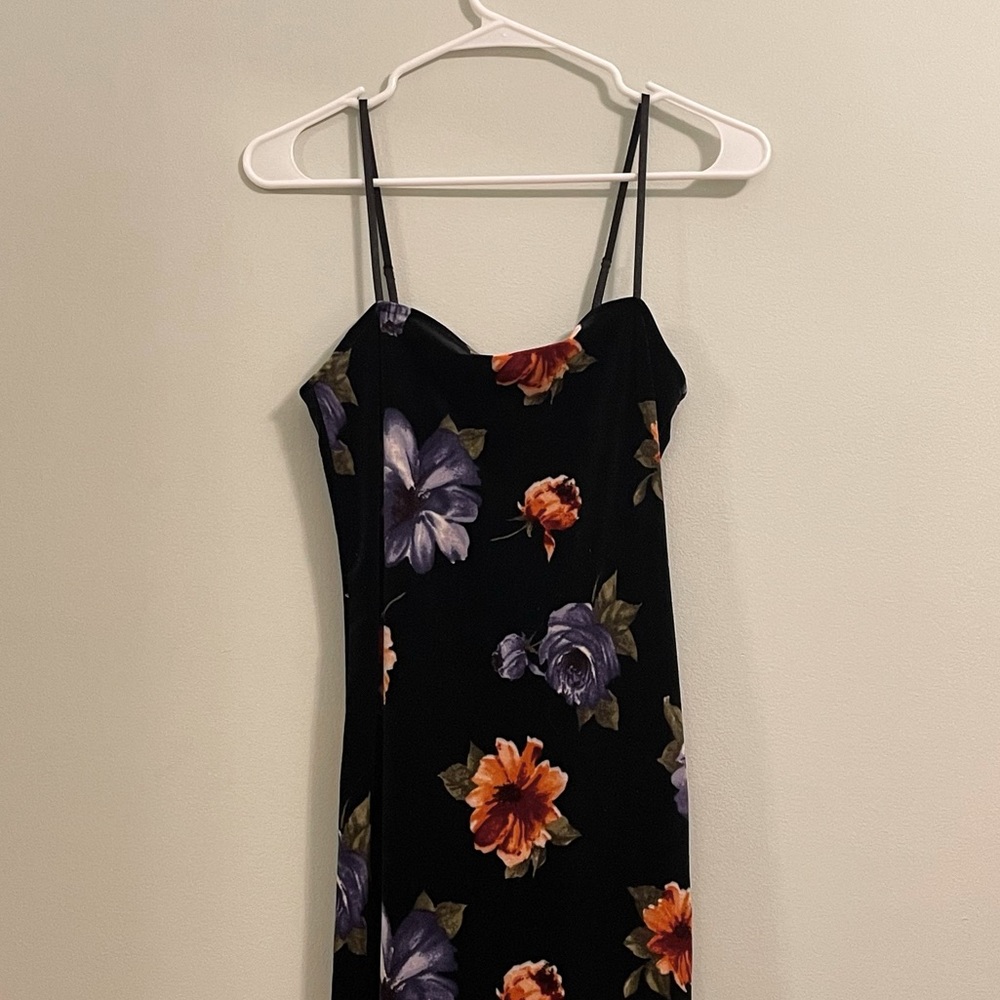 Black Velvet Fitted Dress